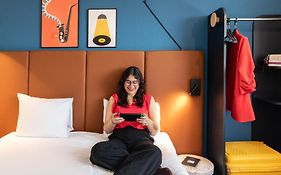 Ibis Paris Porte De Montreuil